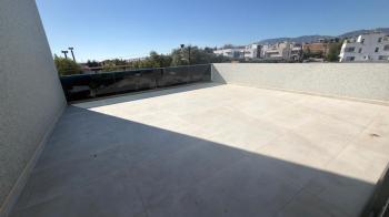 Lefkoşa Gönyeli'de SATILIK TÜRK KOÇANLI YENİ BİTMİŞ  2+1 PENTHOUSE