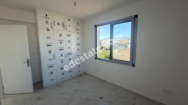 Lefkoşa Gönyeli'de SATILIK TÜRK KOÇANLI YENİ BİTMİŞ  2+1  PENTHOUSE