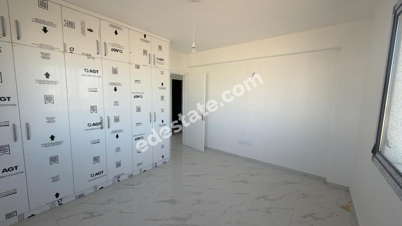 Lefkoşa Gönyeli'de SATILIK TÜRK KOÇANLI 3+1 ZEMİN KAT DAİRE