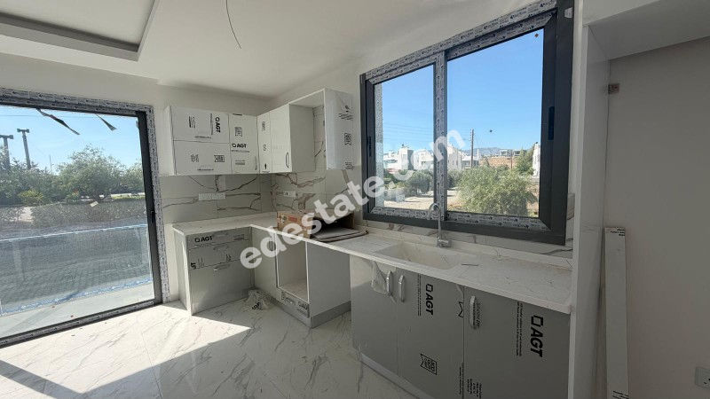 Lefkoşa Gönyeli'de SATILIK TÜRK KOÇANLI 3+1 ZEMİN KAT DAİRE