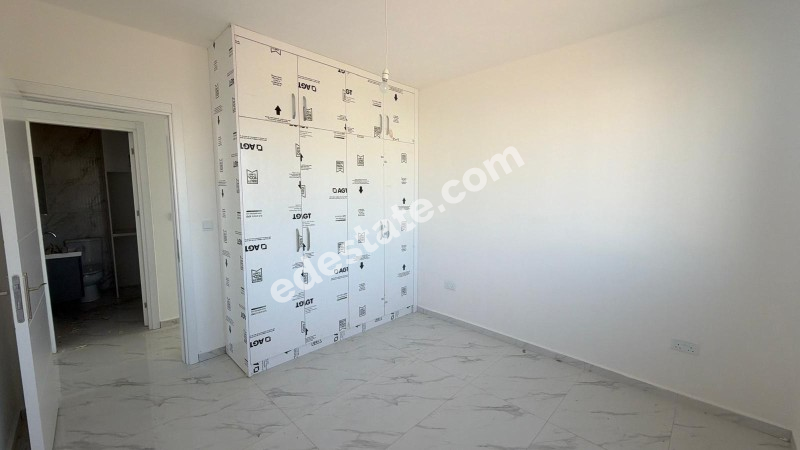 Lefkoşa Gönyeli'de SATILIK TÜRK KOÇANLI 3+1 ZEMİN KAT DAİRE