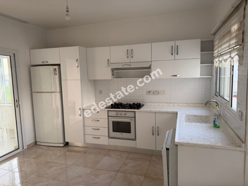 Lefkoşa Gönyeli'de SATILIK TÜRK KOÇANLI 2+1 DAİRE