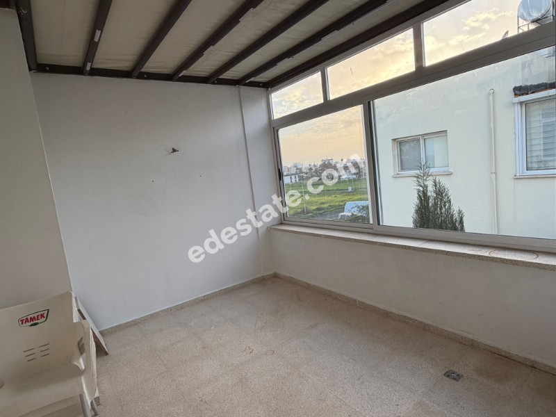 Lefkoşa Gönyeli'de SATILIK TÜRK KOÇANLI 2+1 DAİRE