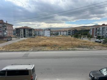 AFYON ÜÇOK EMLAKTAN MARESAL F ÇAKMAK MAH SATILIK SIFIR LÜX 3+1 DAİRELER
