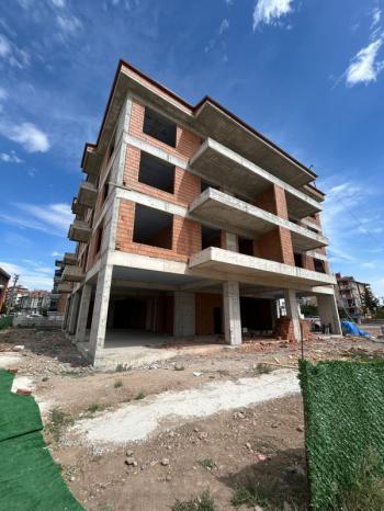 AFYON ÜÇOK EMLAKTAN MARESAL F ÇAKMAK MAH SATILIK SIFIR LÜX 3+1 DAİRELER