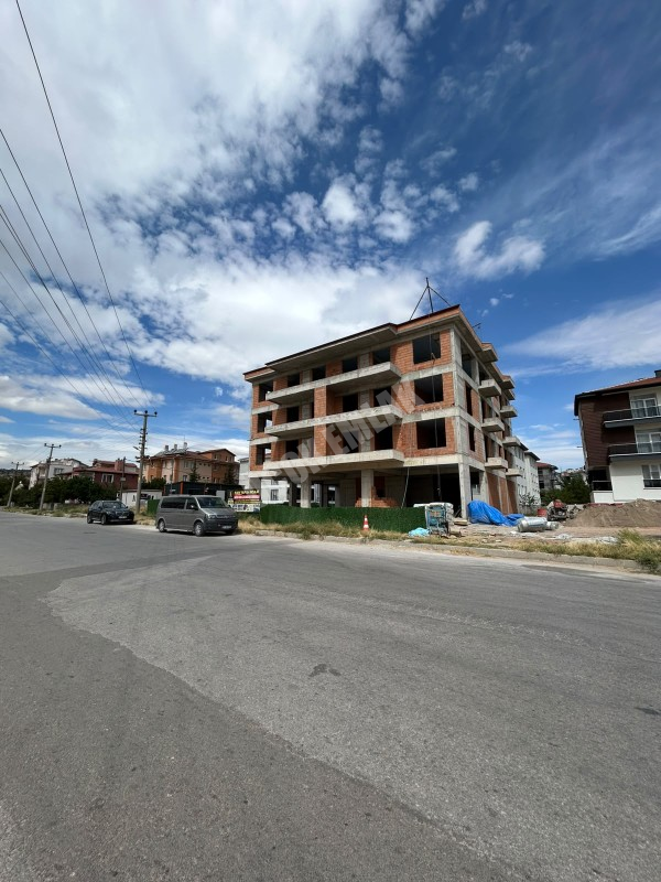 AFYON ÜÇOK EMLAKTAN MARESAL F ÇAKMAK MAH SATILIK SIFIR LÜX 3+1 DAİRELER