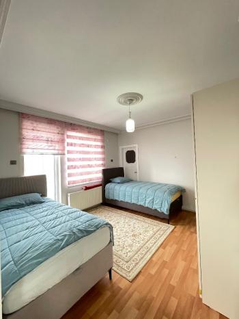 Güvenay - Çorum Gülabibey Mah. Cemilbey Caddesi Üzerin de Satılık 3+1 Daire 