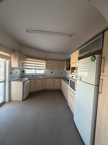 GELİBOLU'DA KİRALIK 3+1 EŞYALI DAİRE 