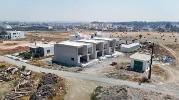 Girne Boğaz Bölgesinde SATILIK 3 ADET SIFIR 3+1 DUBLEKS VİLLA 