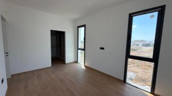 Girne Boğaz Bölgesinde SATILIK 3+1  Tam müstakil villa  (KDV YOKTUR)