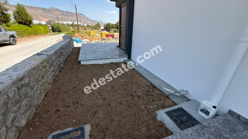 Girne Boğaz Bölgesinde SATILIK 3+1  Tam müstakil villa  (KDV YOKTUR)