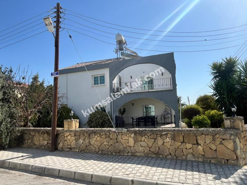 DİKMENDE SATILIK TEK MÜSTAKİL BAHÇELİ EV