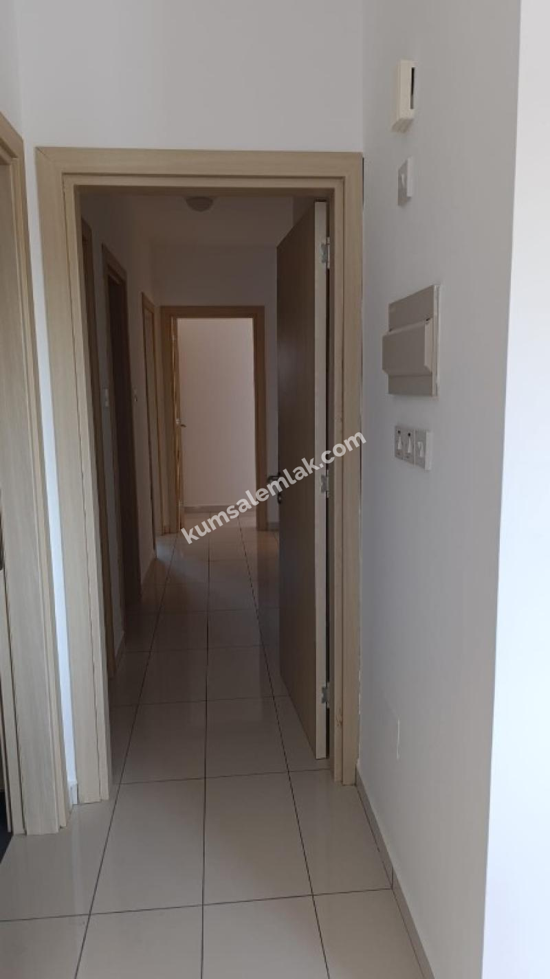 YENİŞEHİR' DE SIFIR EŞYALI 3+1 KİRALIK DAİRE