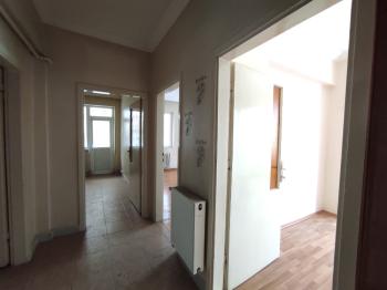GÜVENAY - ÇORUM FATİH CADDESİ CADDE ÜZERİ SATILIK FIRSAT 3+1 DAİRE