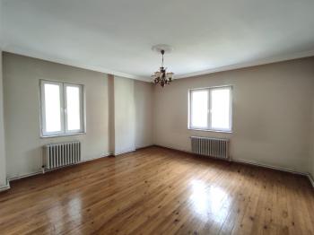 GÜVENAY - ÇORUM FATİH CADDESİ CADDE ÜZERİ SATILIK FIRSAT 3+1 DAİRE