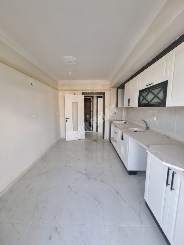 AFYON ÜÇOK EMLAKTAN KARŞIYAKA MAH. SIFIR 2+1 / 90 m²/ GÜNEY CEPHE SATILIK DAİRE