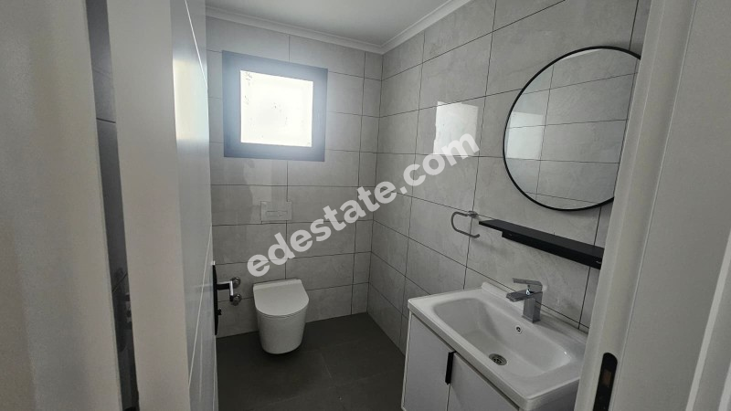 Gönyeli Alayköy'de SATILIK 3+1 Zemin kat daire