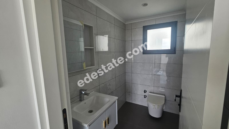 Lefkoşa Gönyeli'de SATILIK 3+1 PENTHOUSE