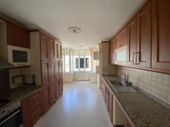 ARTI'DAN ÖZLÜCE'DE 4+1 160M² NET 4 BALKONLU SATILIK DAİRE