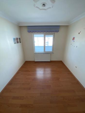 ARTI'DAN ÖZLÜCE'DE 4+1 160M² NET 4 BALKONLU SATILIK DAİRE