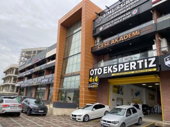 ARTI'DAN TABELA DEĞERİ YÜKSEK ANA YOLA CEPHE 500M² KİRALIK DÜKKAN