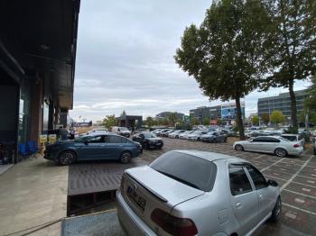 ARTI'DAN TABELA DEĞERİ YÜKSEK ANA YOLA CEPHE 500M² KİRALIK DÜKKAN