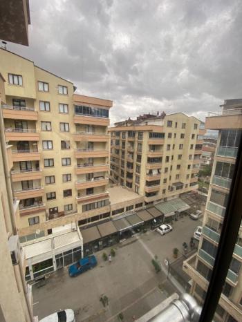 ARTI'DAN ÖZLÜCE BULVAR ÜZERİNDE 3+1 KİRALIK DAİRE