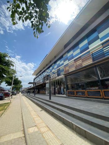 ARTI'DAN ÖZLÜCE AVM'DE CADDEYE CEPHE KURUMSAL KİRACILI DÜKKAN