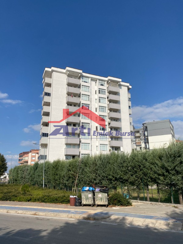 ARTI'DAN ÖZLÜCE'DE 4+1 160M² NET 4 BALKONLU SATILIK DAİRE