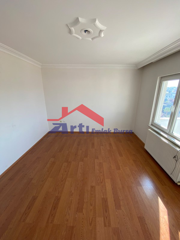 ARTI'DAN ÖZLÜCE'DE 4+1 160M² NET 4 BALKONLU SATILIK DAİRE