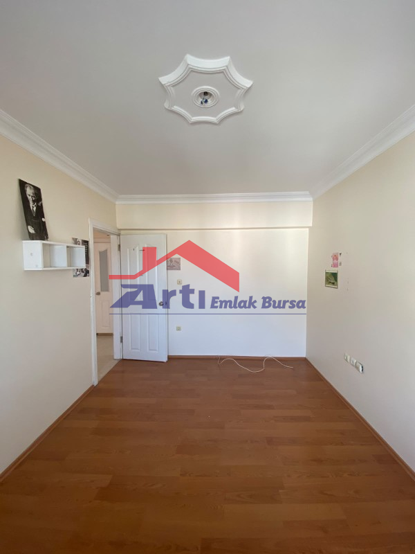ARTI'DAN ÖZLÜCE'DE 4+1 160M² NET 4 BALKONLU SATILIK DAİRE