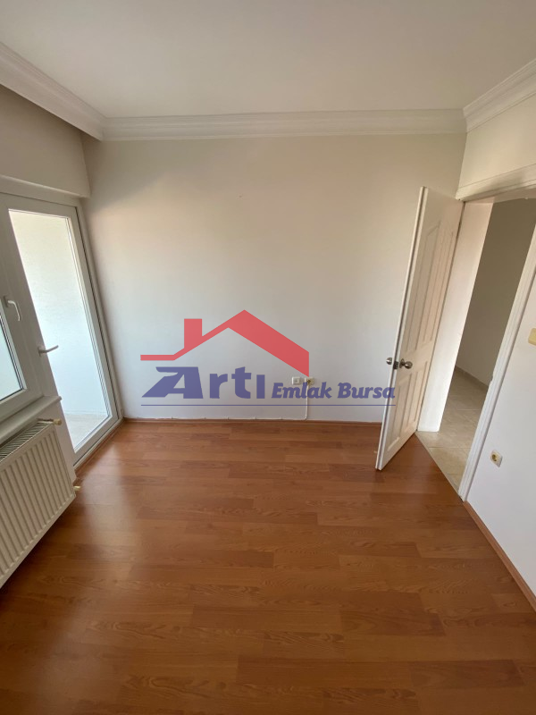 ARTI'DAN ÖZLÜCE'DE 4+1 160M² NET 4 BALKONLU SATILIK DAİRE