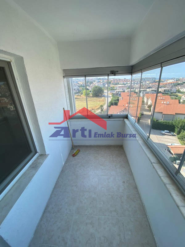 ARTI'DAN ÖZLÜCE'DE 4+1 160M² NET 4 BALKONLU SATILIK DAİRE