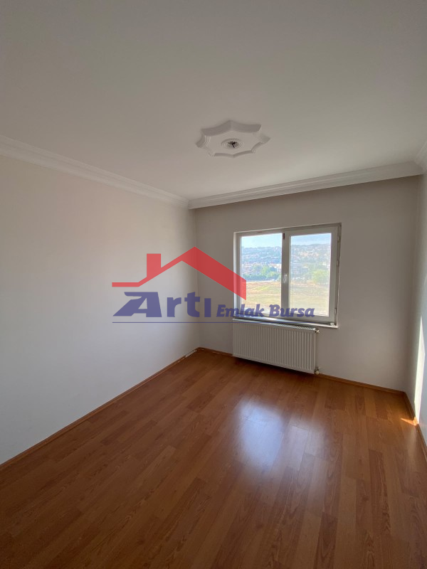 ARTI'DAN ÖZLÜCE'DE 4+1 160M² NET 4 BALKONLU SATILIK DAİRE
