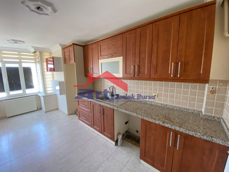ARTI'DAN ÖZLÜCE'DE 4+1 160M² NET 4 BALKONLU SATILIK DAİRE
