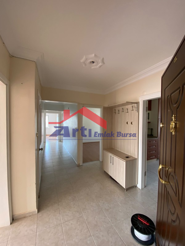 ARTI'DAN ÖZLÜCE'DE 4+1 160M² NET 4 BALKONLU SATILIK DAİRE