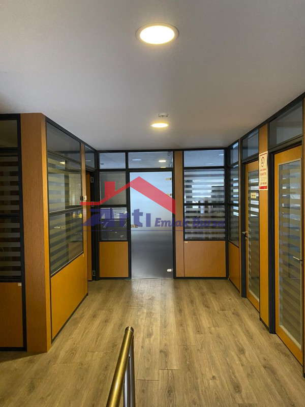 ARTI'DAN TABELA DEĞERİ YÜKSEK ANA YOLA CEPHE 500M² KİRALIK DÜKKAN