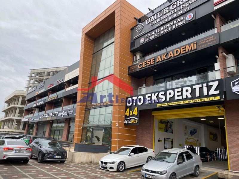 ARTI'DAN TABELA DEĞERİ YÜKSEK ANA YOLA CEPHE 500M² KİRALIK DÜKKAN