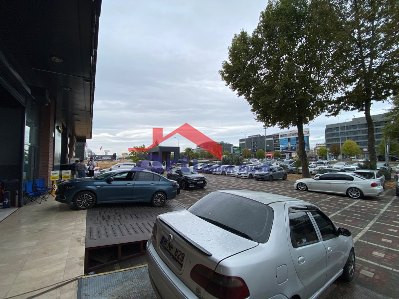 ARTI'DAN TABELA DEĞERİ YÜKSEK ANA YOLA CEPHE 500M² KİRALIK DÜKKAN