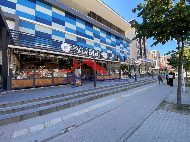 ARTI'DAN ÖZLÜCE BULVAR AVM İÇERİSİNDE KURUMSAL KİRACILI DÜKKAN