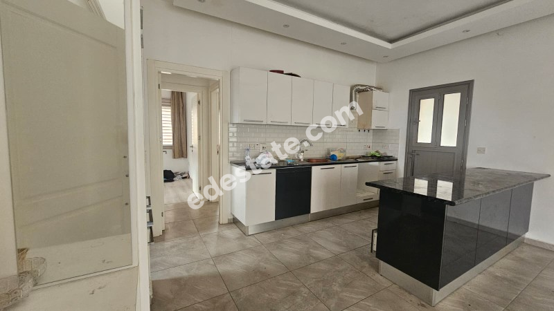 Lefkoşa Minareliköy'de SATILIK 2+1 