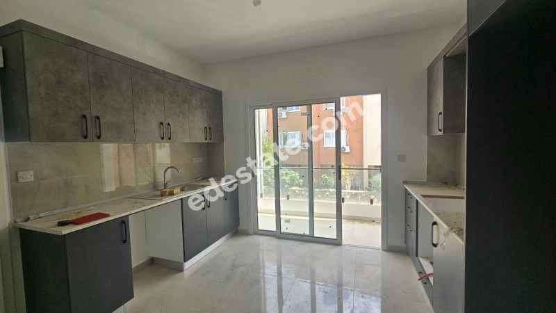 Lefkoşa Gönyeli'de  SIFIR Satılık 2+1 Daire