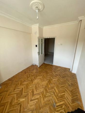 GÜVENAY - ÇORUM  ÜÇTUTLAR ATATÜRK LİSESİ CİVARI  3+1 SATILIK DAİRE