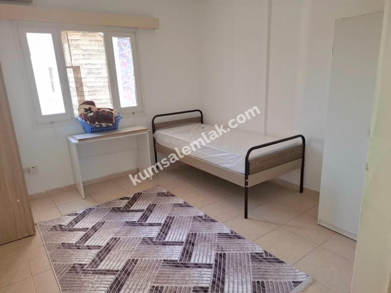 ORTAKÖYDE ANA YOL ÜSTÜNDE KIZ ÖĞRENCİYE KİRALIK 3+1 EŞYALI DAİRE 