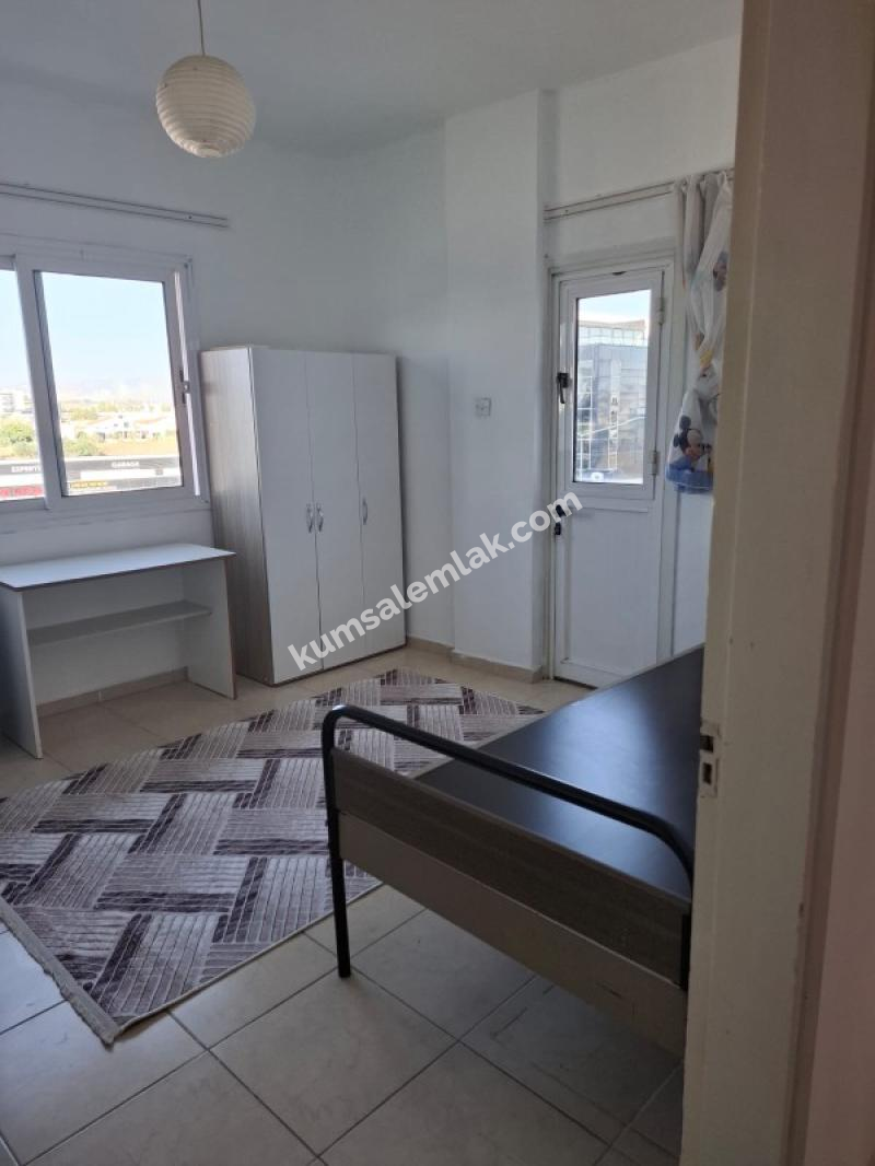 ORTAKÖYDE ANA YOL ÜSTÜNDE KIZ ÖĞRENCİYE KİRALIK 3+1 EŞYALI DAİRE 