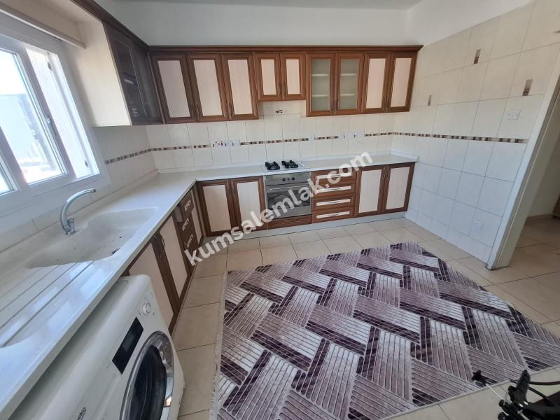 ORTAKÖYDE ANA YOL ÜSTÜNDE KIZ ÖĞRENCİYE KİRALIK 3+1 EŞYALI DAİRE 