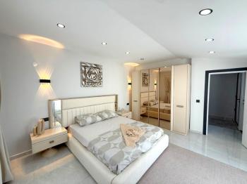 Didim'de Satılık 3+1 Eşyalı Villa