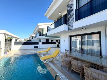 Didim'de Satılık 3+1 Eşyalı Villa