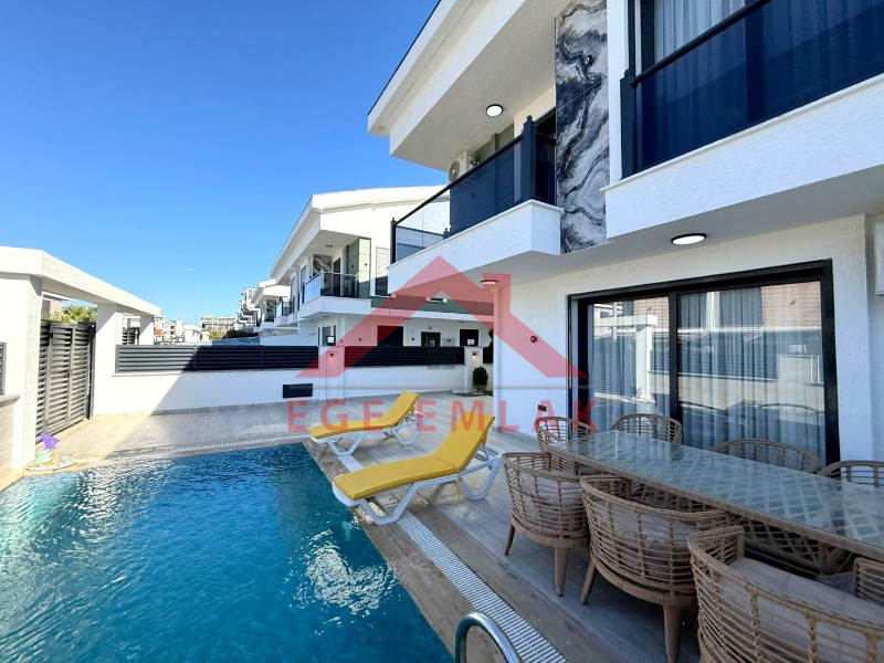 Didim'de Satılık 3+1 Eşyalı Villa