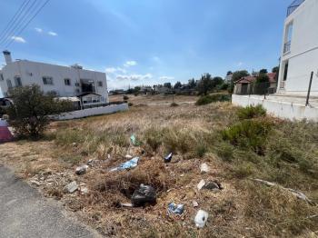 GİRNE BOĞAZ'DA SATILIK TÜRK MALI ARSA 